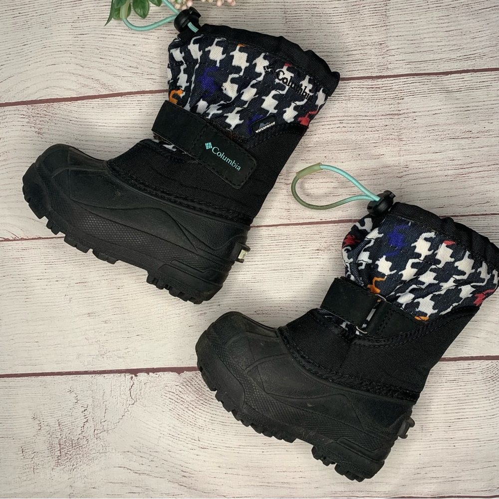 COLUMBIA snow boots for toddler
